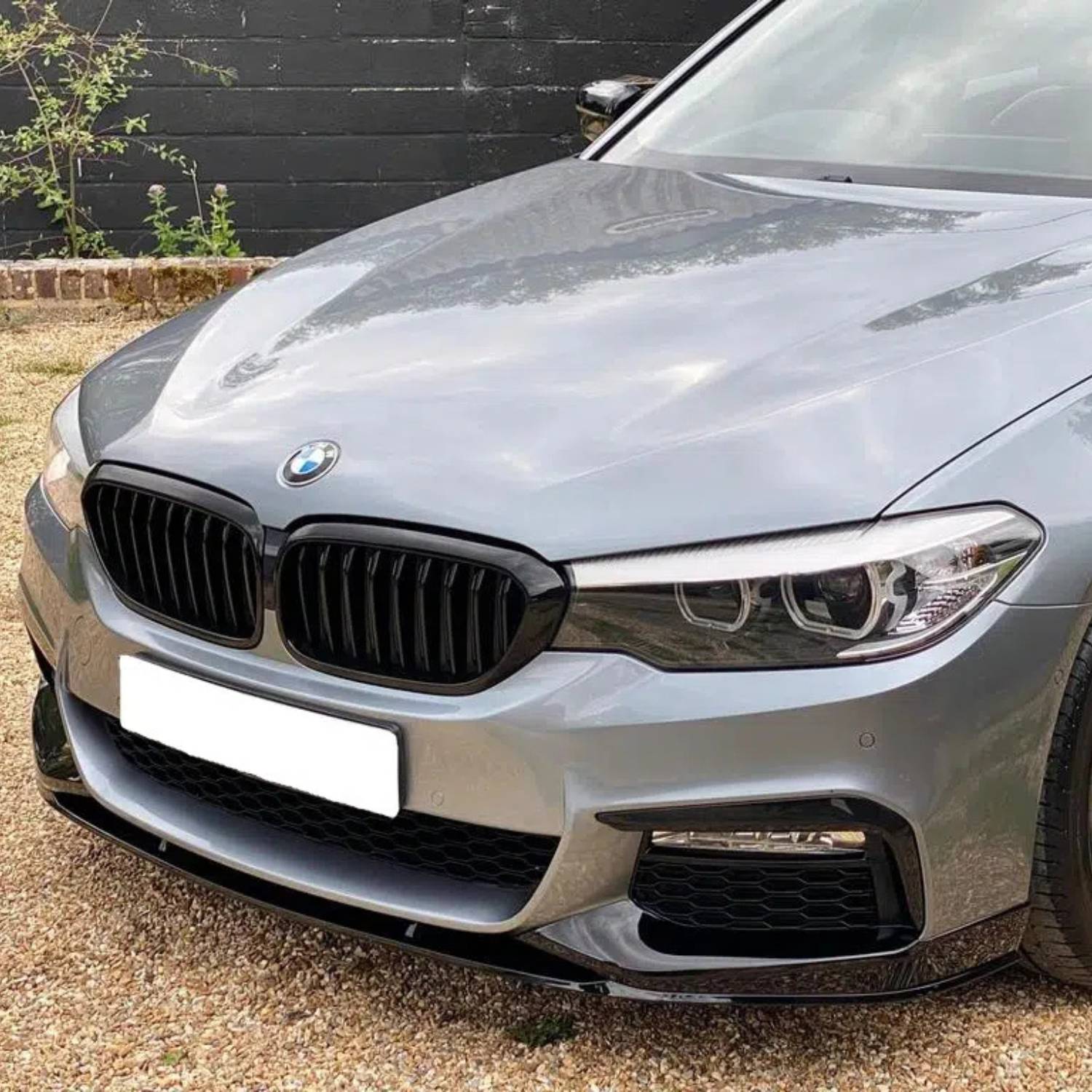 BMW 5 Series G30 & M5 F90 Gloss Black Single Slat Grill (2017-2020)