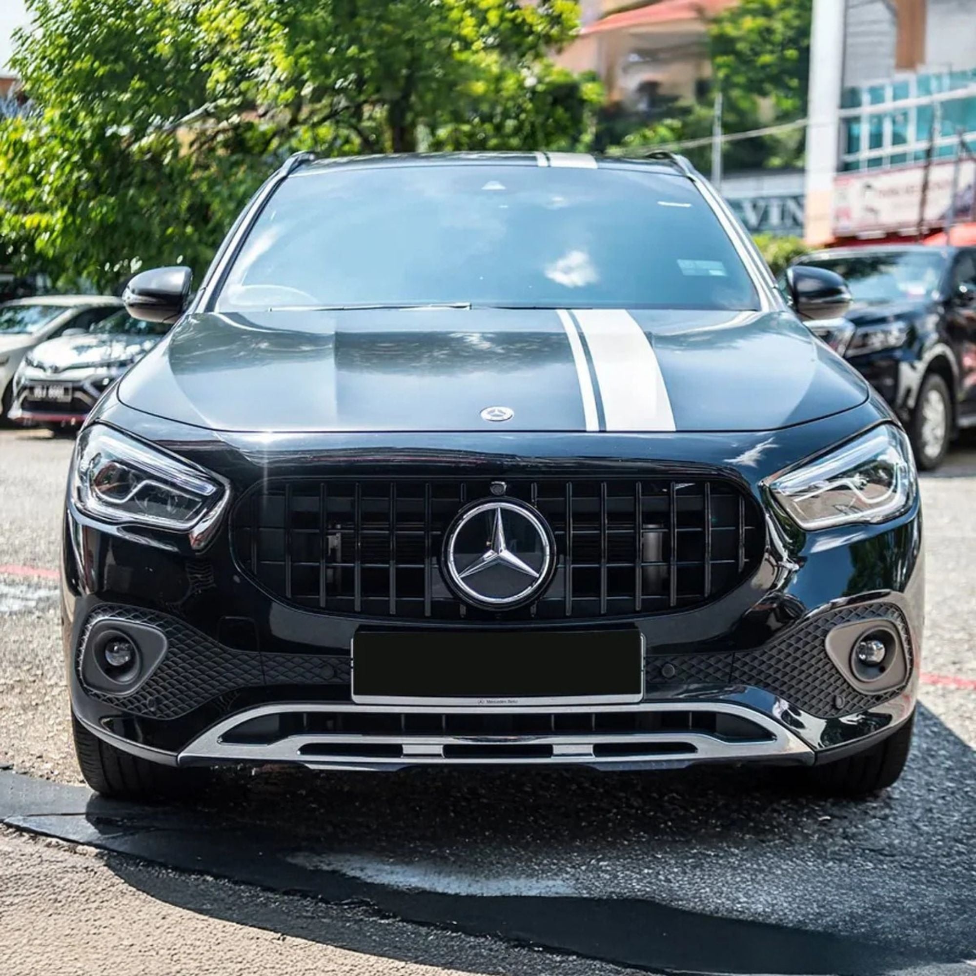 Mercedes GLA H247 Gloss Black Panamericana GT Style Grill (2020-2023)